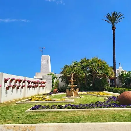 Chic Townhouse By The Sea @ Villacana Playa! Lägenhet Estepona