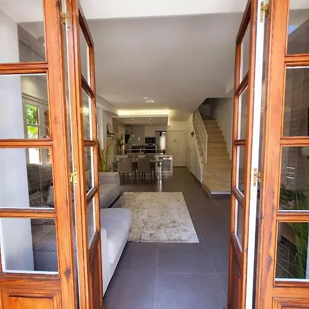 Chic Townhouse By The Sea @ Villacana Playa! Apartman Estepona