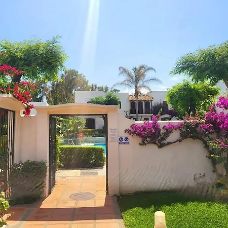 Chic Townhouse By The Sea @ Villacana Playa! Апартаменти *