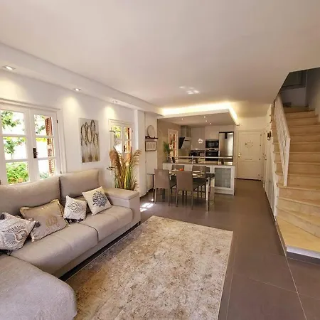 Chic Townhouse By The Sea @ Villacana Playa!