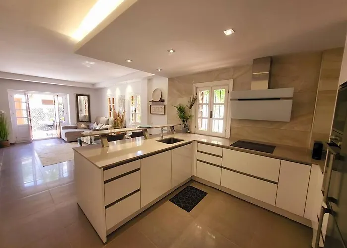 Chic Townhouse By The Sea @ Villacana Playa! * Estepona