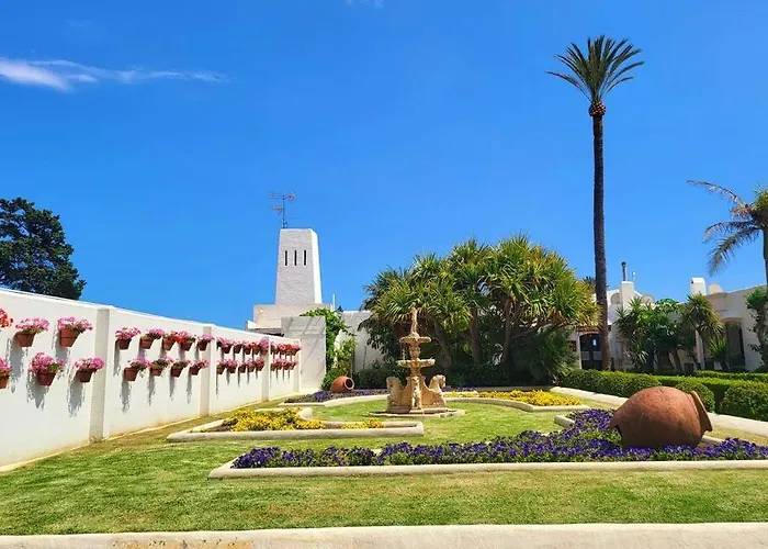 Chic Townhouse By The Sea @ Villacana Playa! Lejlighed Estepona