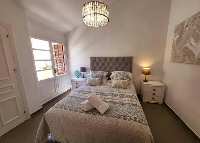 Chic Townhouse By The Sea @ Villacana Playa! Естепона