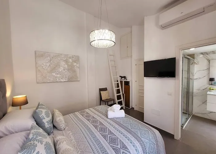 Chic Townhouse By The Sea @ Villacana Playa! * Естепона