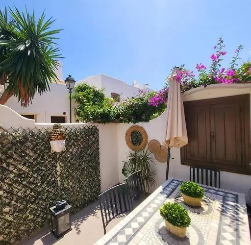 Chic Townhouse By The Sea @ Villacana Playa! Lejlighed Estepona