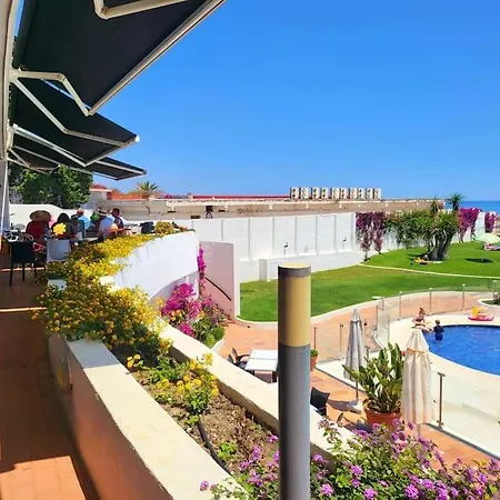 アパート Chic Townhouse By The Sea @ Villacana Playa!