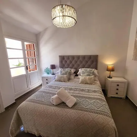 Chic Townhouse By The Sea @ Villacana Playa! エステポナ